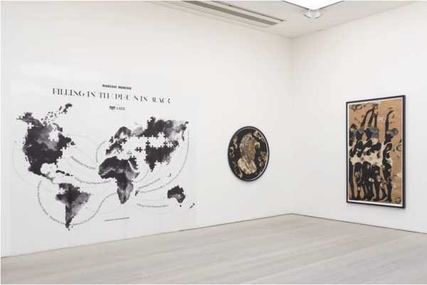 Wystawa Filling in the Pieces in Black w Saatchi Gallery Zrzut Ekranu 2023 11 17 O 15 16 22  saatchi art