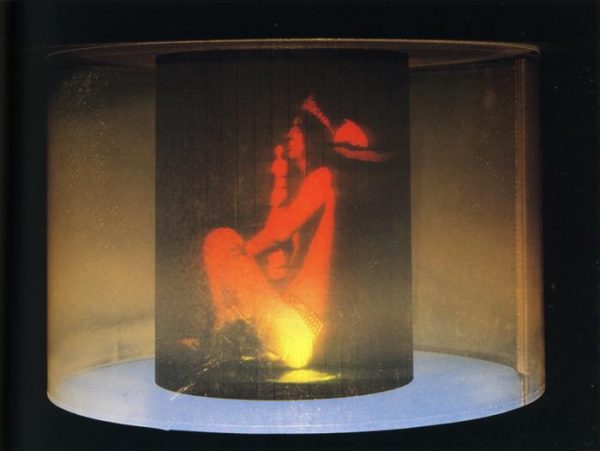 Salvador Dali: 10 Surrealistycznych Faktów o Artyście First Cylindric Crono Hologram Portrait Of Alice Cooper S Brain  salvador dali