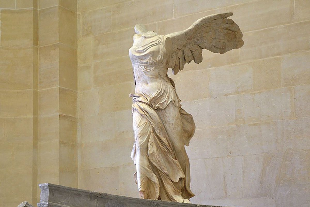 34 najsłynniejsze rzeźby wszech czasów 0 Winged Victory Of Samothrace  najsłynniejsze rzeźby