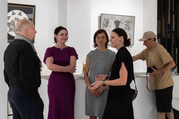 Relacja z wernisażu wystawy „Bieguny” Przemysława Tyszkiewicza i Agaty Gertchen Wernisaż Galeria Gertchen Tyszkiewicz Grafika 12