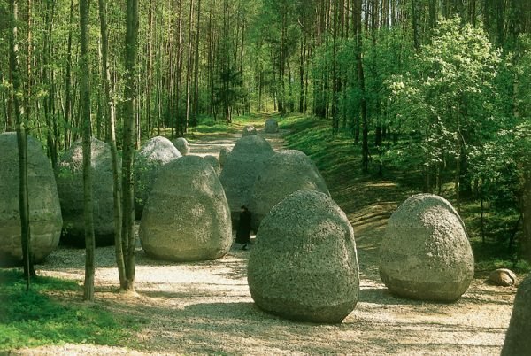 Współczesna rzeźba polska Europos Parkas 1  grzegorz klaman